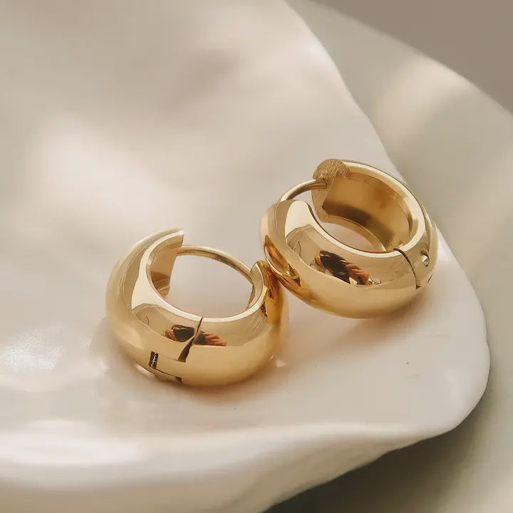Blandine classic small hoop
